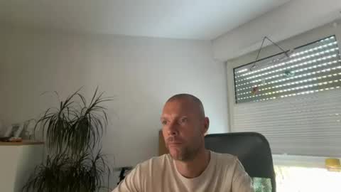 sx1904 online show from July 28, 11:17 am