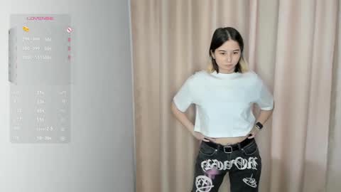 Mia online show from March 10, 4:49 am