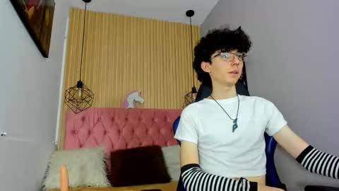 Syriussz online show from February 9, 7:49 pm