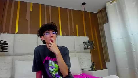 Syriussz online show from March 7, 1:38 am