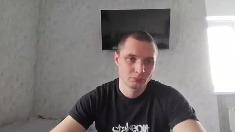 Den online show from April 14, 7:44 am