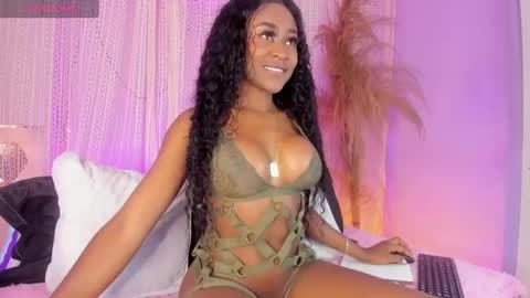 t4mmy_ online show from September 28, 5:16 am