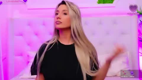 Arianna online show from April 21, 2:35 pm