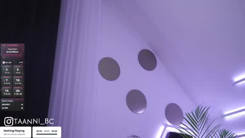 Snapshot of taanni_bc chatting on October 7, 10:17 pm TAANNI online show from October 7, 10:17 pm