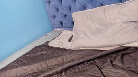 Tachala  online show from March 7, 4:34 am