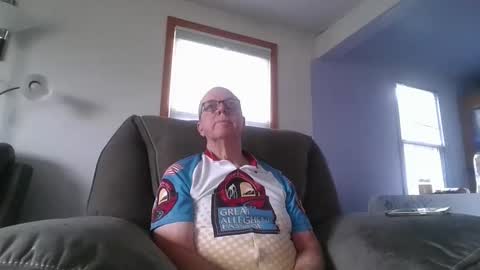 tacrunner66_ online show from February 1, 10:51 pm