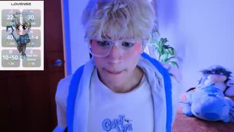 taichi online show from November 11, 8:00 pm