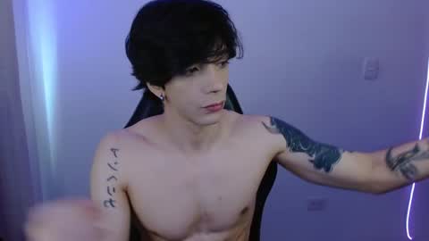 takeru___ online show from February 7, 6:22 pm