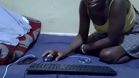 talishaqueen online show from May 10, 2:56 pm