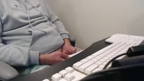 Snapshot of tallguysfbay chatting on March 5, 3:40 pm tallguysfbay online show from March 5, 3:40 pm