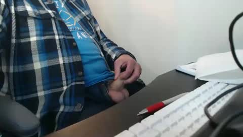 Snapshot of tallguysfbay chatting on March 11, 6:19 pm tallguysfbay online show from March 11, 6:19 pm