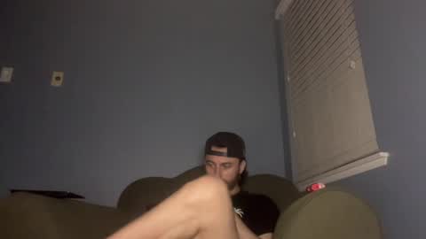 tallhungcloudyy online show from July 27, 4:21 am