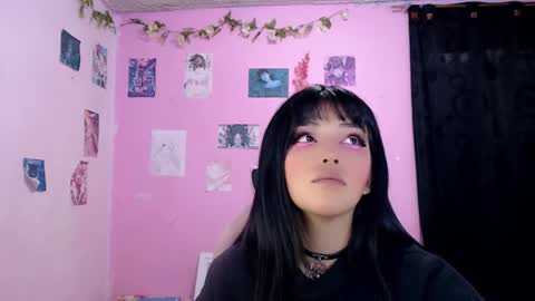 Alejandra Independent model online show from February 14, 11:21 am