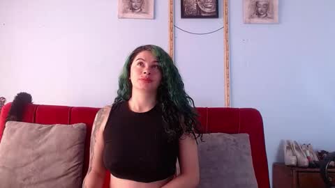 Tammy Modelo independiente YEAH online show from February 4, 7:18 pm