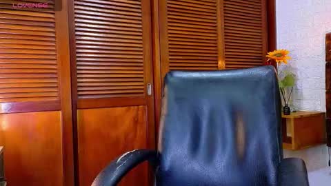    online show from October 26, 11:00 am