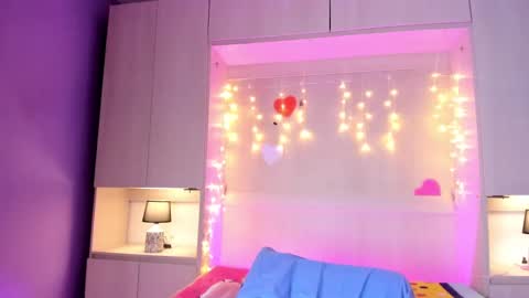 Tami online show from March 9, 3:49 pm