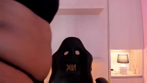 Tami online show from September 10, 8:10 pm