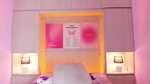 Tami online show from September 18, 9:19 pm