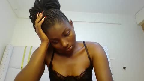 Snapshot of tamia538235 chatting on March 9, 5:00 am tamia online show from March 9, 5:00 am