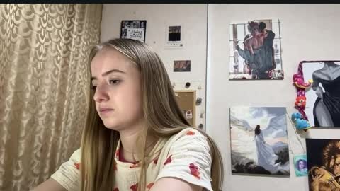 Karina online show from April 8, 5:16 pm