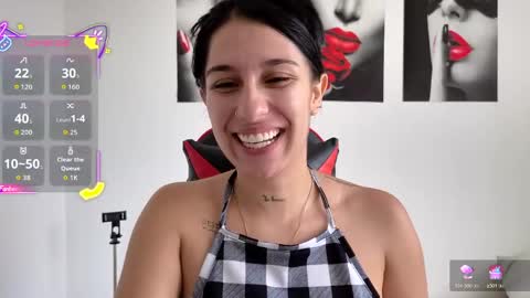 tammy  online show from June 3, 2:33 pm