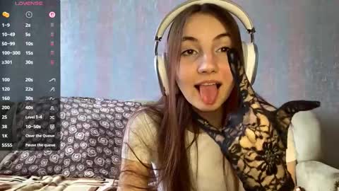 Alice online show from March 19, 9:04 am