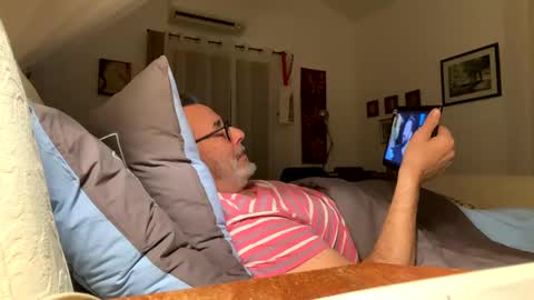 Dominique online show from February 9, 12:06 am