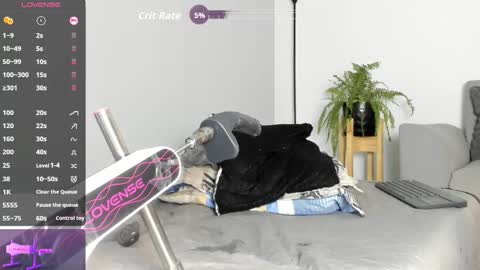 Tanisha online show from November 27, 6:43 am