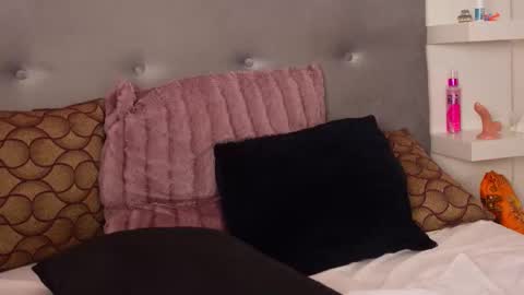 Tania online show from February 9, 6:17 am