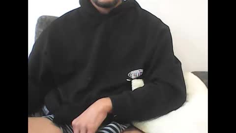 tarzan_duro online show from April 7, 6:10 pm