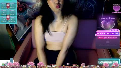 TashaKai online show from December 16, 8:15 pm