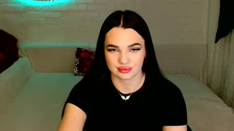 Snapshot of tasty_babyy chatting on February 7, 6:24 pm tasty_babyy online show from February 7, 6:24 pm