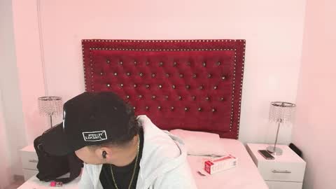 Tata and Damian  online show from April 19, 3:51 am