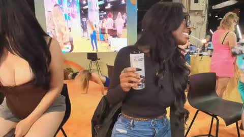 Tatted Queen online show from April 12, 6:34 pm