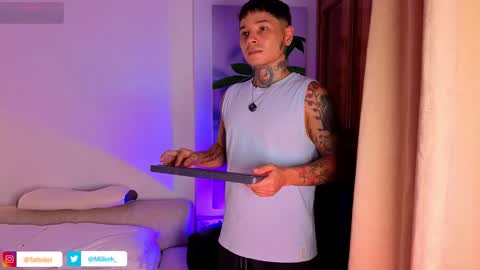 Snapshot of tattokoi chatting on October 16, 10:30 pm tattokoi online show from October 16, 10:30 pm