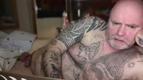 Tattooeddilf 01 online show from February 18, 12:43 am