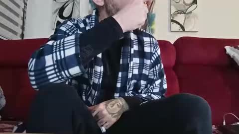 Tatuado20cm online show from April 4, 11:45 pm