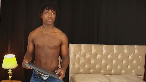 tau_montes online show from February 1, 2:30 am