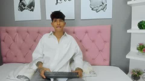 Tavo  online show from January 9, 3:04 am