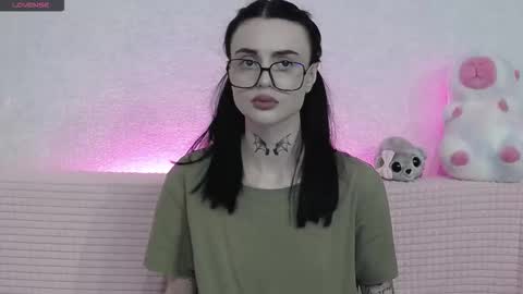 Taya online show from November 26, 6:59 pm