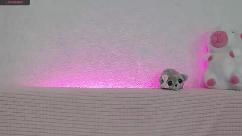 Taya online show from November 30, 6:04 pm