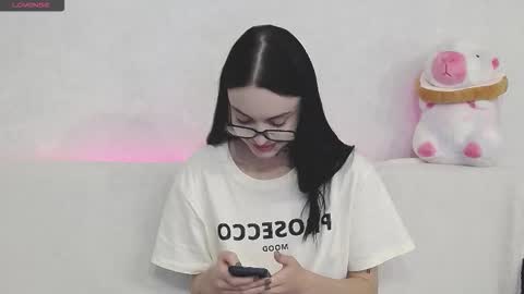 Taya online show from September 19, 4:22 pm