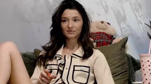 TayaKayan online show from March 1, 12:53 pm