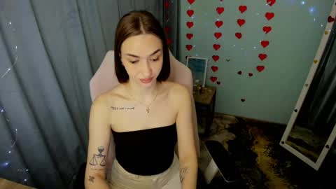 Tayla online show from April 14, 7:33 am