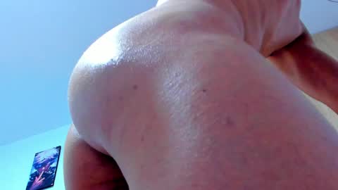 tayler_swift1 online show from April 21, 2:04 am