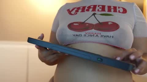 Teylor  Kim online show from September 19, 6:55 pm