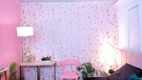 Taylor Bennet online show from April 19, 11:55 am