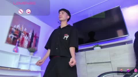 taylor_brooks_ online show from April 8, 7:28 pm