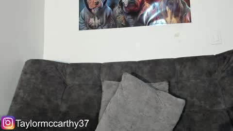 Taylor Mccarthy online show from March 8, 2:01 am