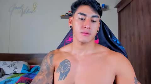 taylor_mclane1 online show from February 3, 2:21 pm